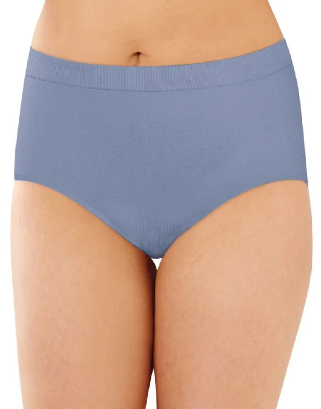 Bali Comfort Revolution Brief DF803J