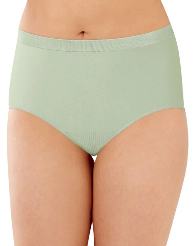 Bali Comfort Revolution Brief DF803J