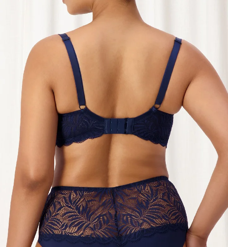 ESSENTIAL LACE BALCONETTE PADDED BRA