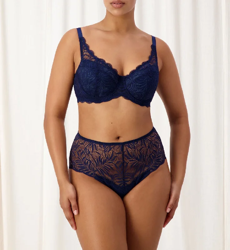 ESSENTIAL LACE BALCONETTE PADDED BRA