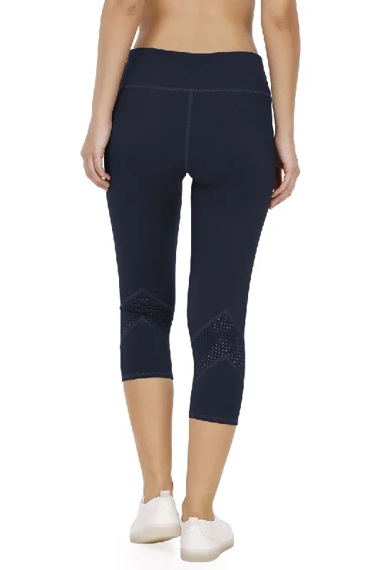 Smooth Fitness Capri Pant - Gibraltar Sea