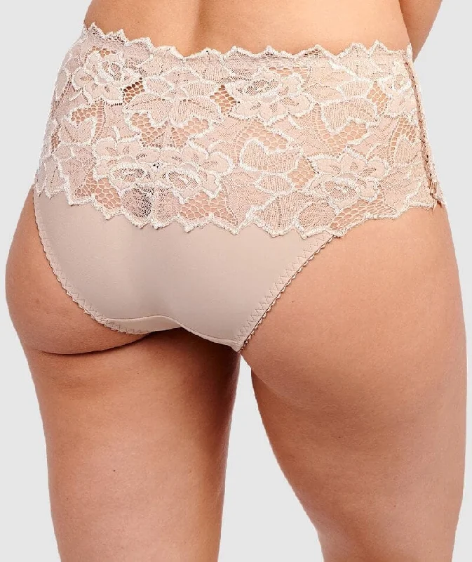 Sans Complexe Arum Mid-Rise Lace Brief - Skin