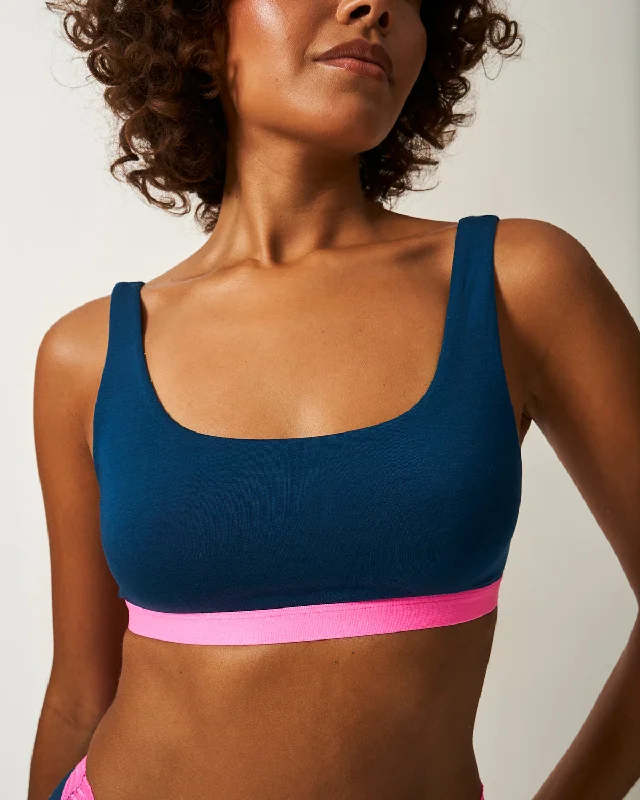 Soft Scoop Bra - Midnight Neon Pink