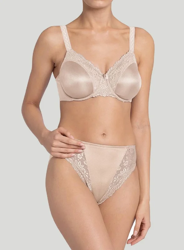 Triumph: Ladyform Soft Underwired Bra Teint