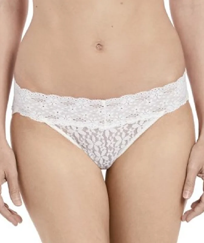 Wacoal Halo Lace Bikini Brief - Ivory