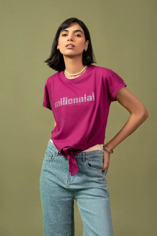 SLOGAN EMBELLISHED TEE