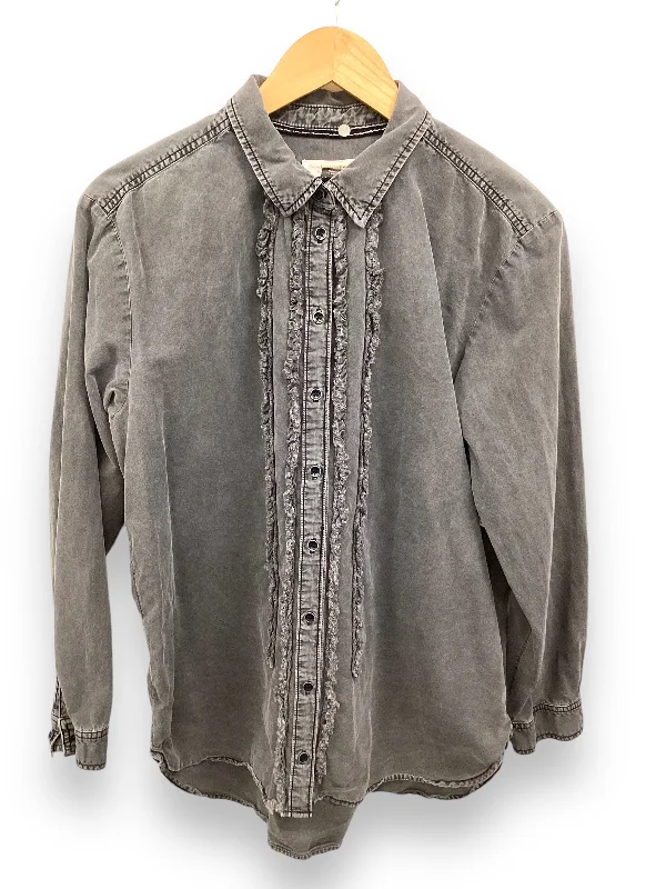 Top Long Sleeve By Pilcro In Grey, Size: L